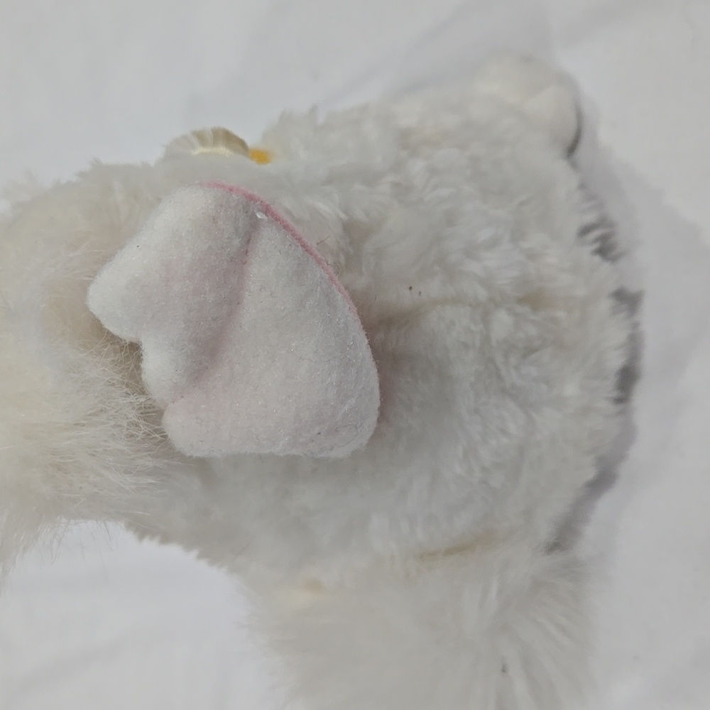 Vintage White Furby Grey eyes 1998 with Tags - Picture 9 of 10